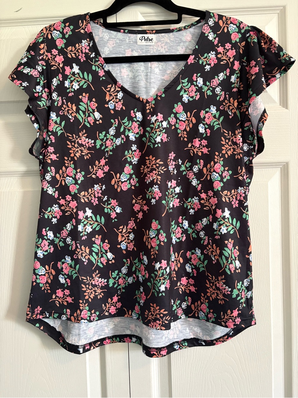 Pulse Boutique Floral Flutter Sleeve Top - Size XL